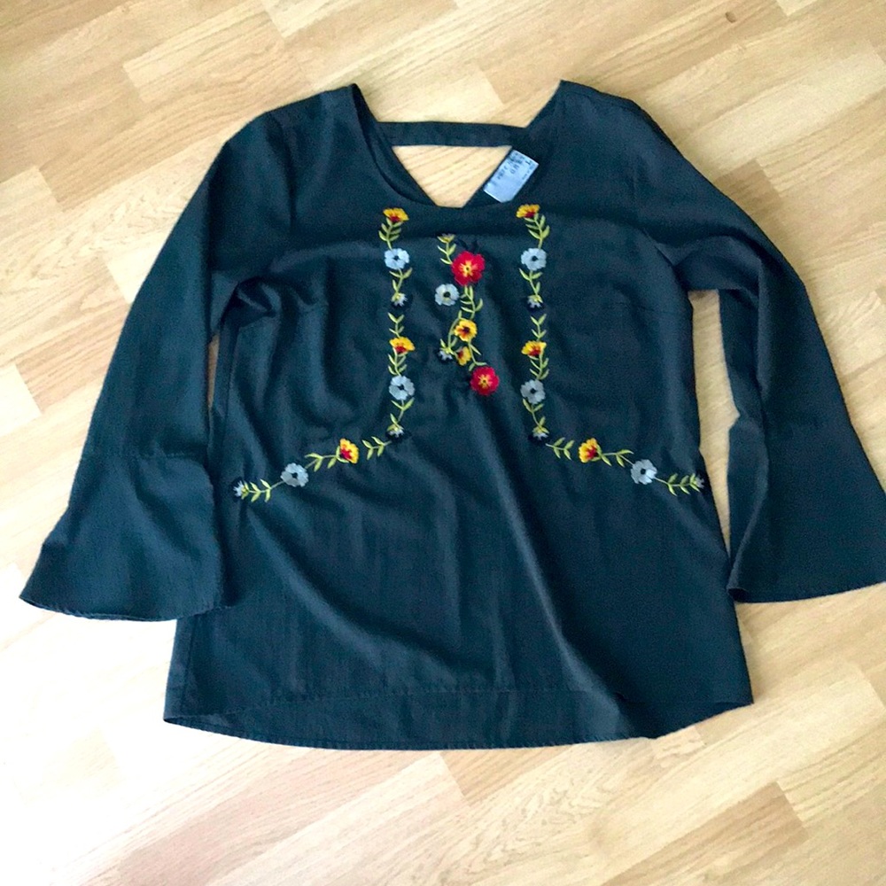 Ruff hewn grey size large blouse